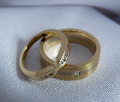 gold and diamond wedders wedding band rings